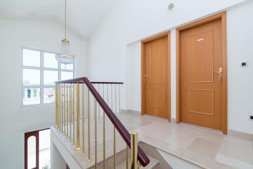 Studio Apartment Brela Eksteriør billede